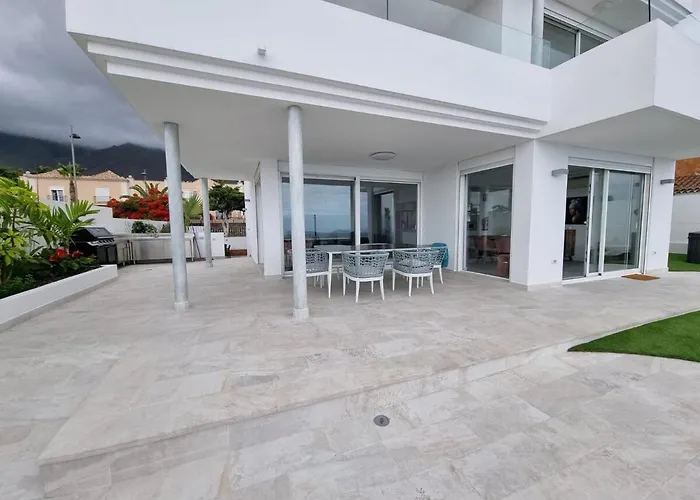 Exclusive Ocean View Heated Pool Вілла