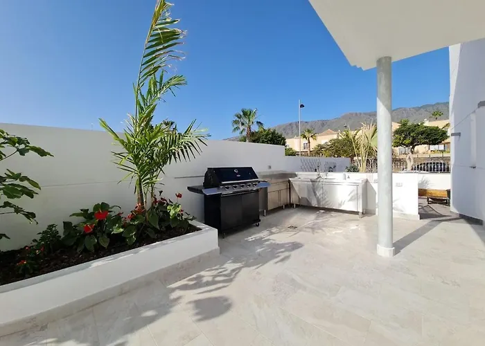 Exclusive Ocean View Heated Pool Вілла *